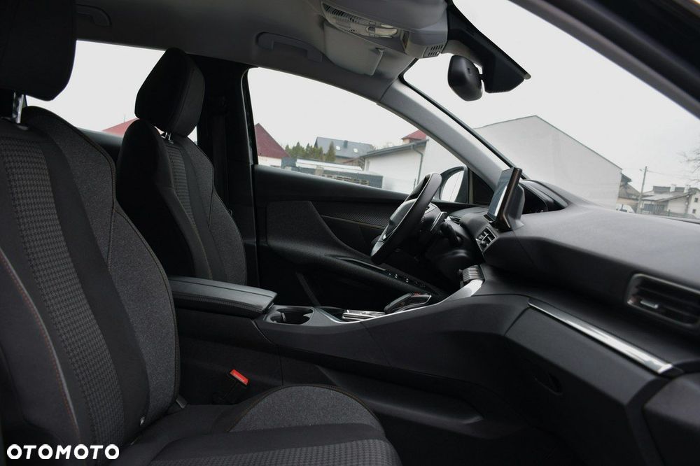 Peugeot 3008 PureTech 130 Stop & Start GPF EAT8 Active Business-Paket - 11