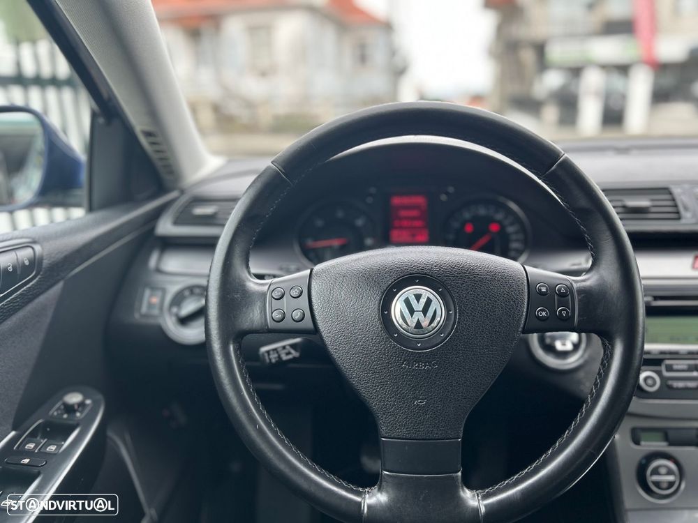VW Passat 1.9 TDi Trendline - 14