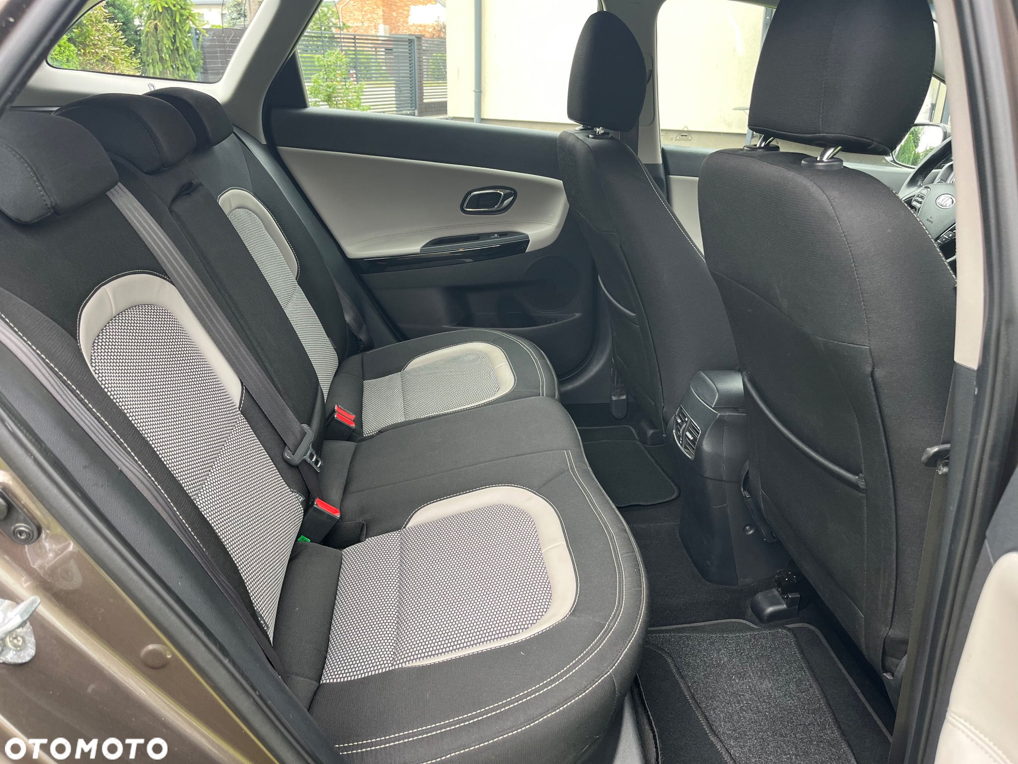 Kia Ceed 1.6 CRDi SW Spirit - 17