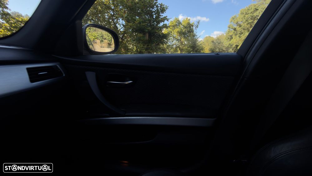 BMW 320 d Navigation - 40