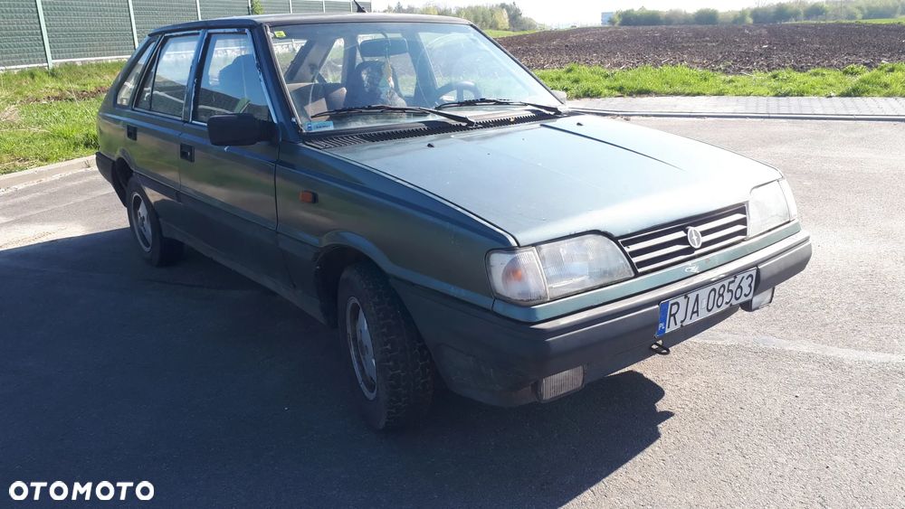 Polonez Caro - 6