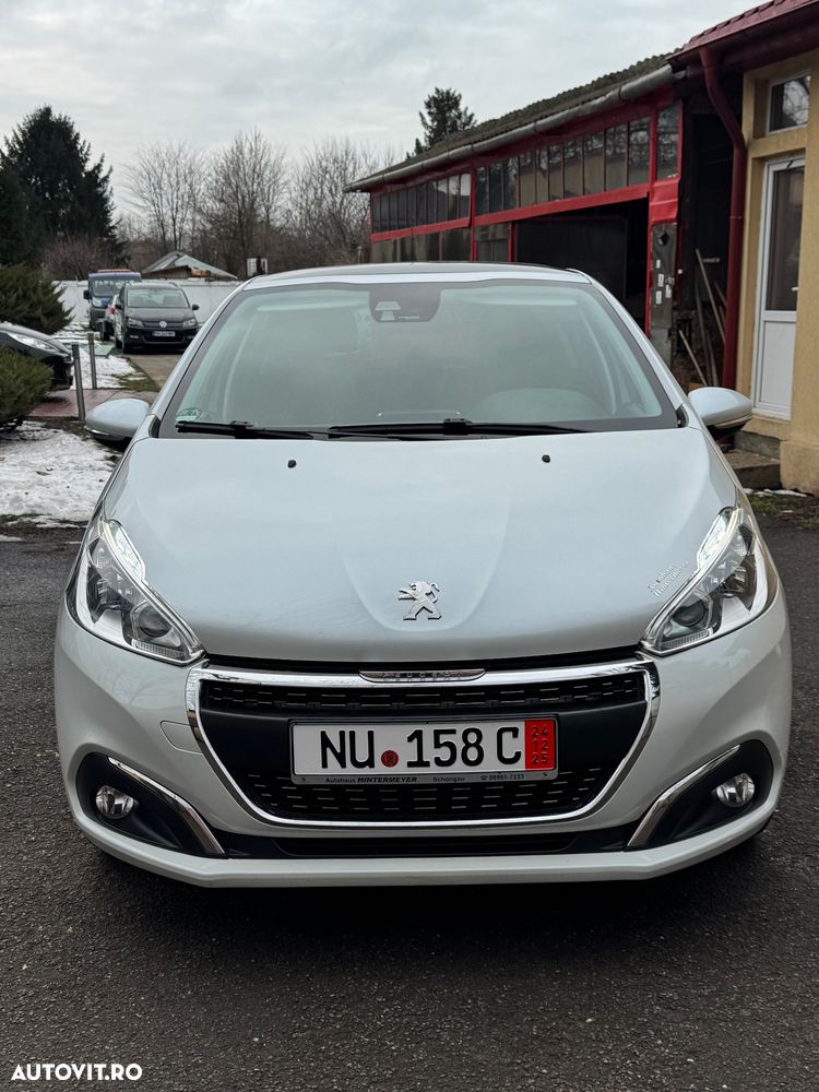 Peugeot 208 PureTech 82 Start & Stop Allure - 5