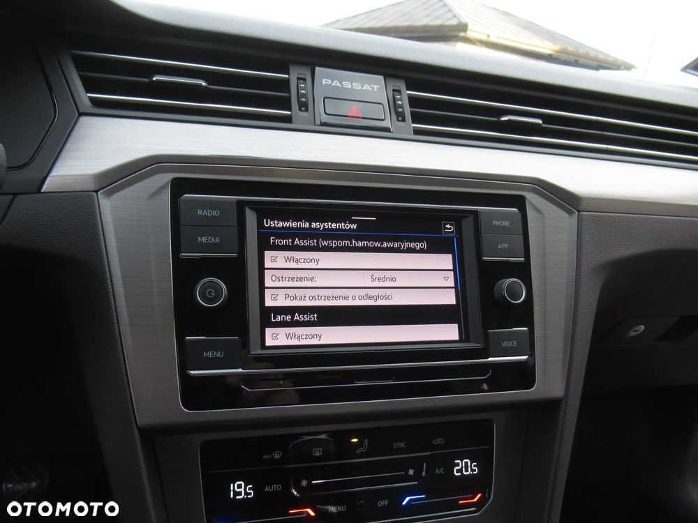 Volkswagen Passat 1.5 TSI EVO Essence - 23