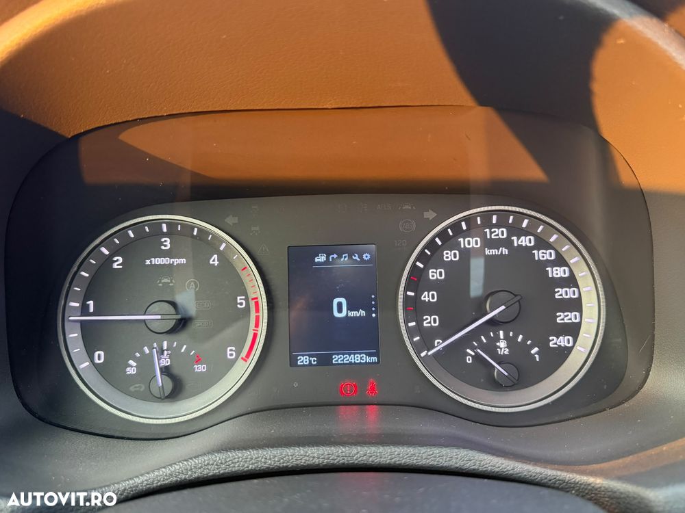 Hyundai Tucson blue 1.7 CRDi 2WD Style - 11