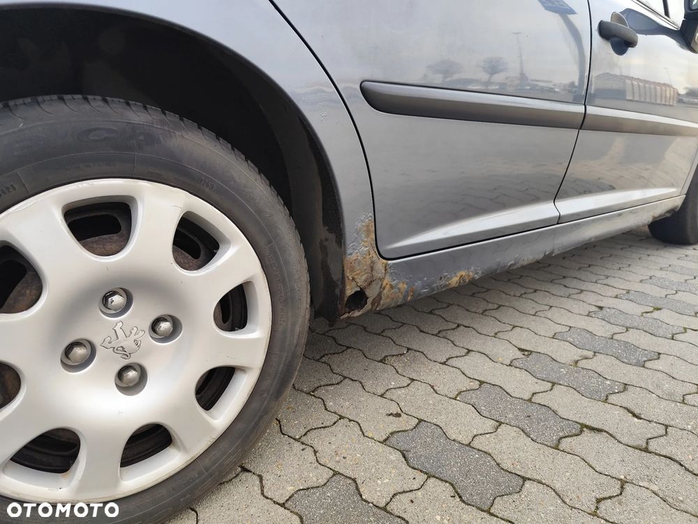 Peugeot 207 1.4 16V Presence - 8