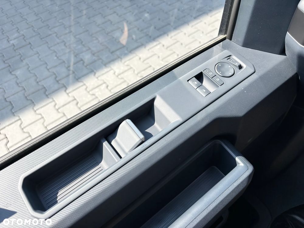 Kia PV5 - 26