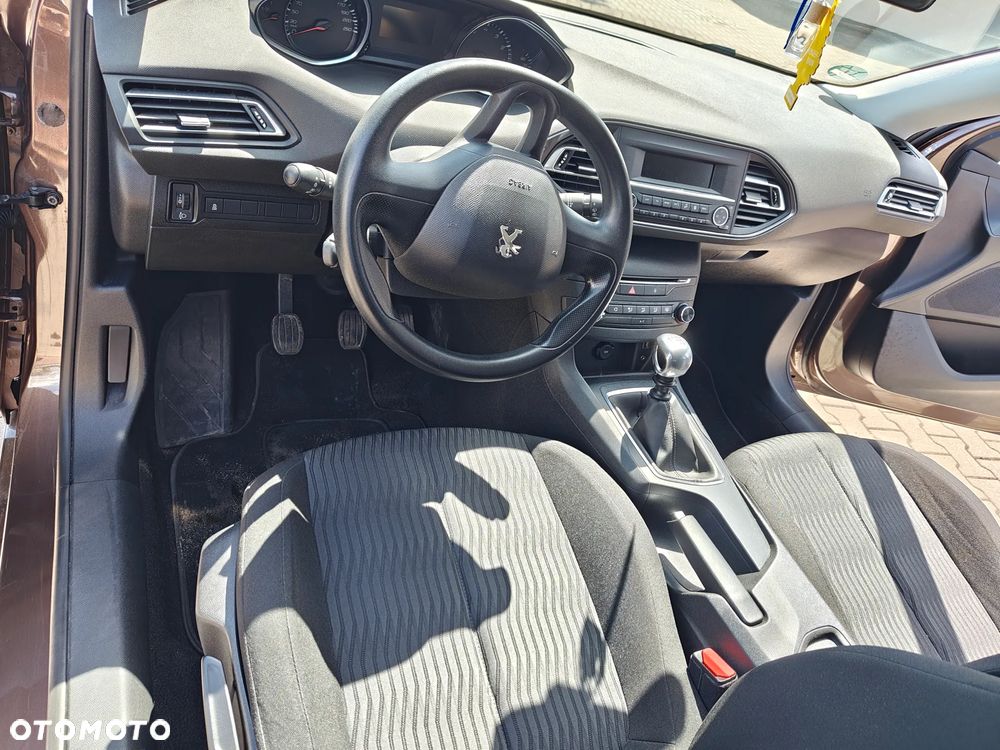 Peugeot 308 1.6 THP Active - 6