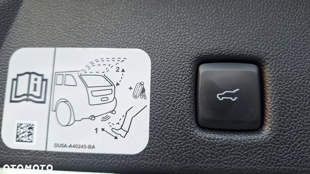 Ford Kuga - 16