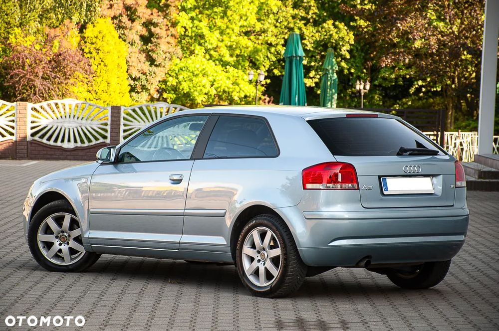 Audi A3 3-drzwiowe 1.6 Ambiente - 18