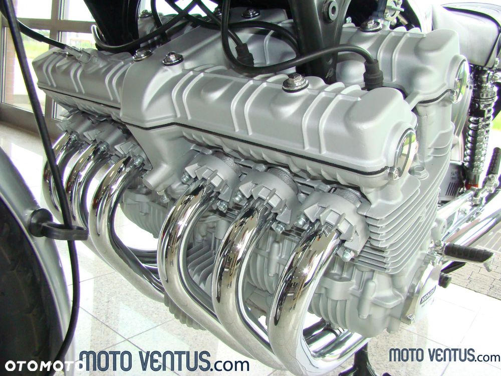 Honda CBX - 9
