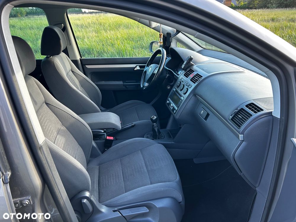 Volkswagen Touran 1.4 TSI Highline - 18