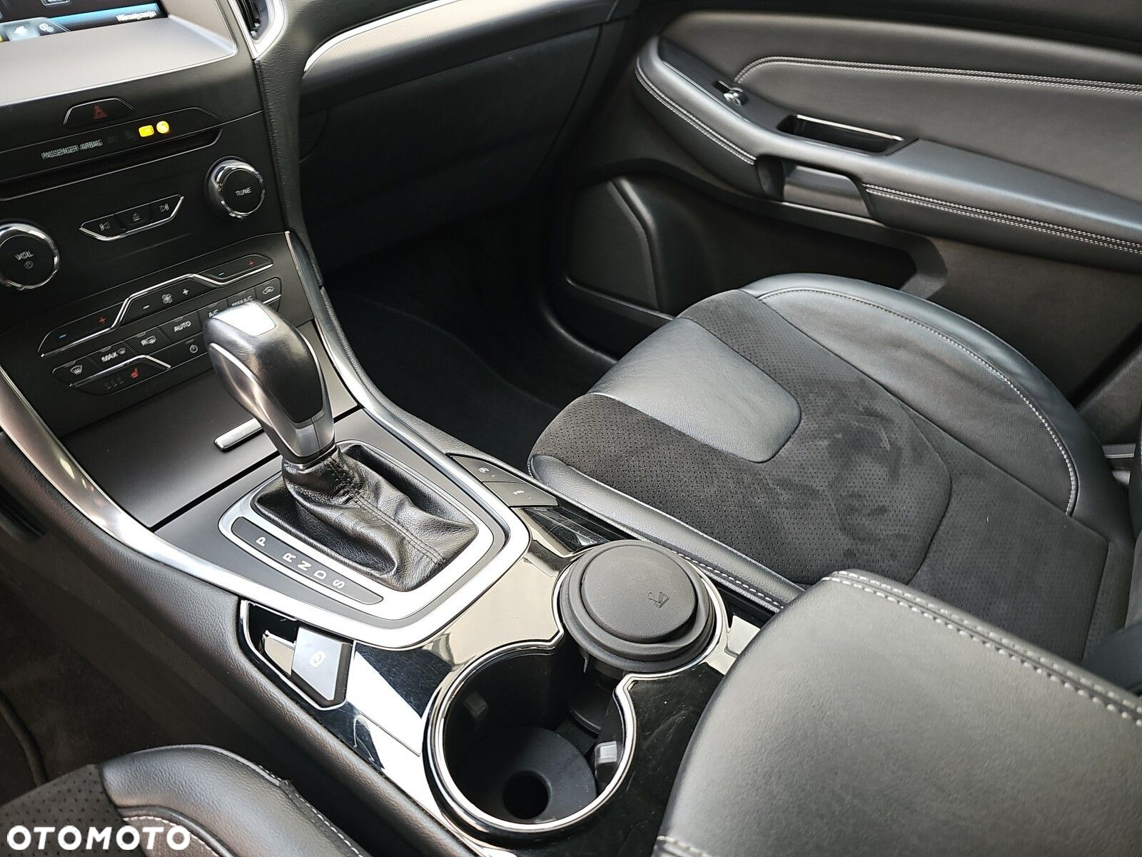Ford S-Max - 20
