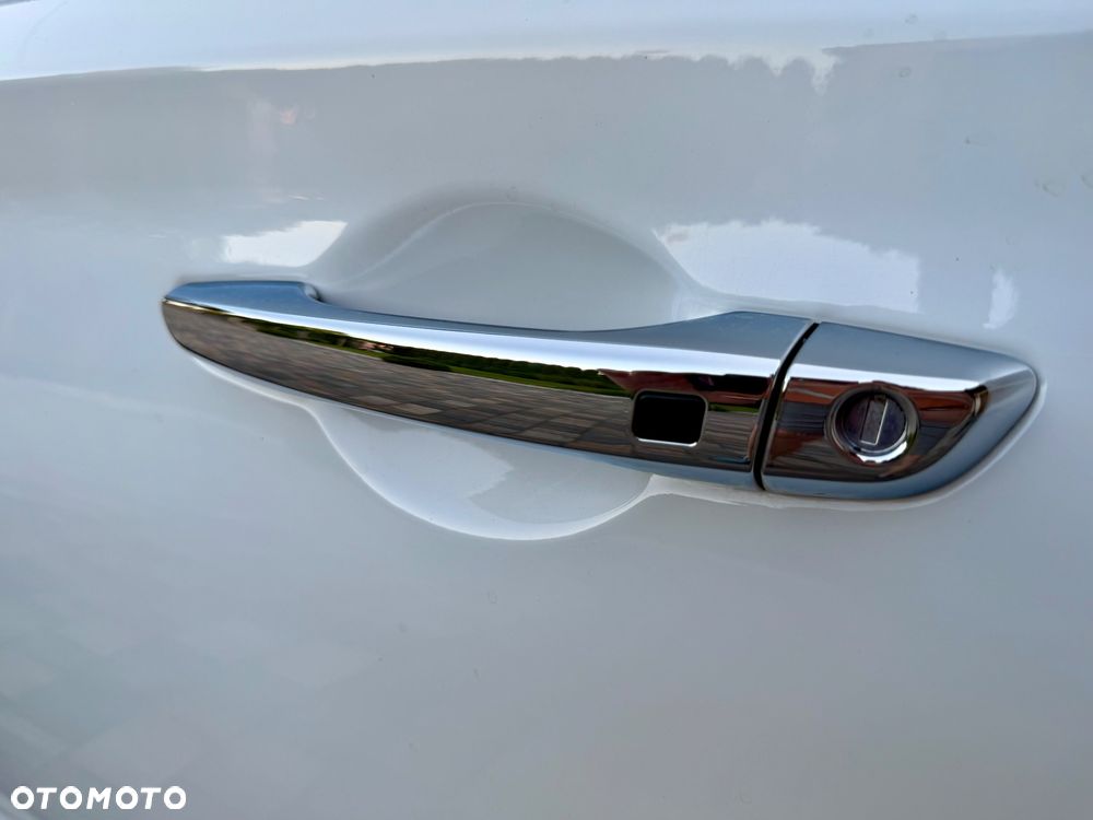 Hyundai i30 1.6 D GO Plus - 29