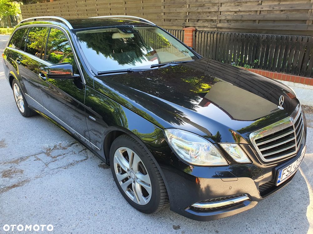 Mercedes-Benz Klasa E 200 CGI BlueEFFICIENCY Avantgarde - 1
