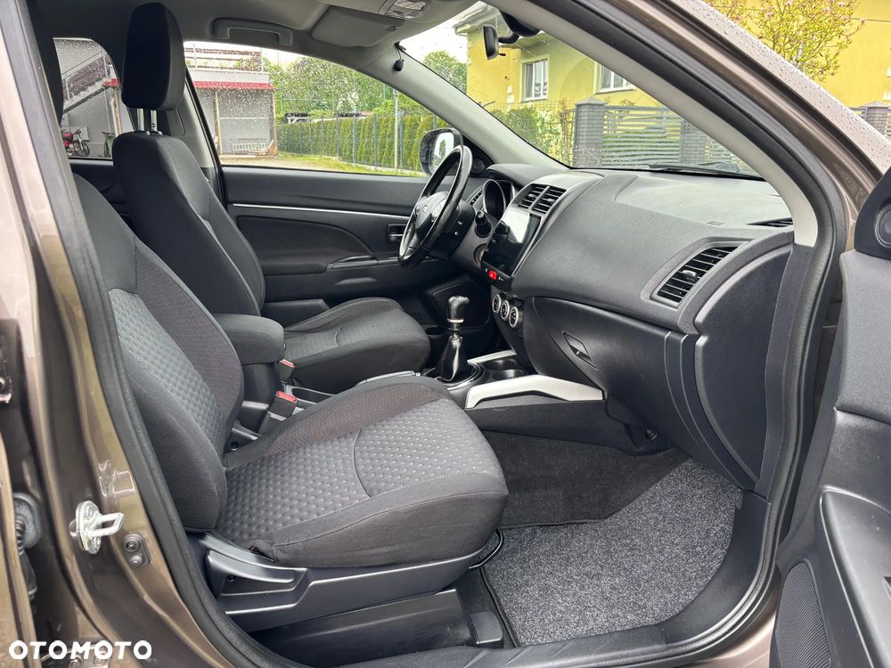 Mitsubishi ASX 1.8 DI-D 2WD Inform - 9