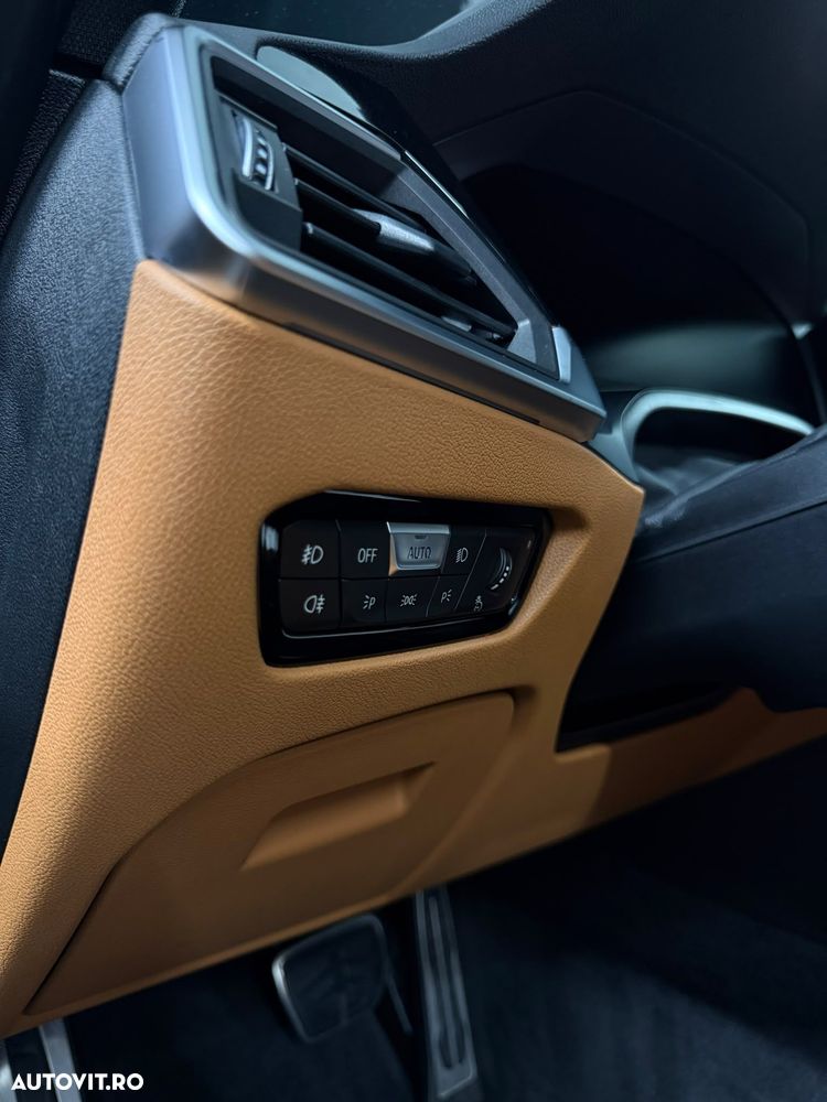 BMW Seria 3 330i xDrive AT - 23