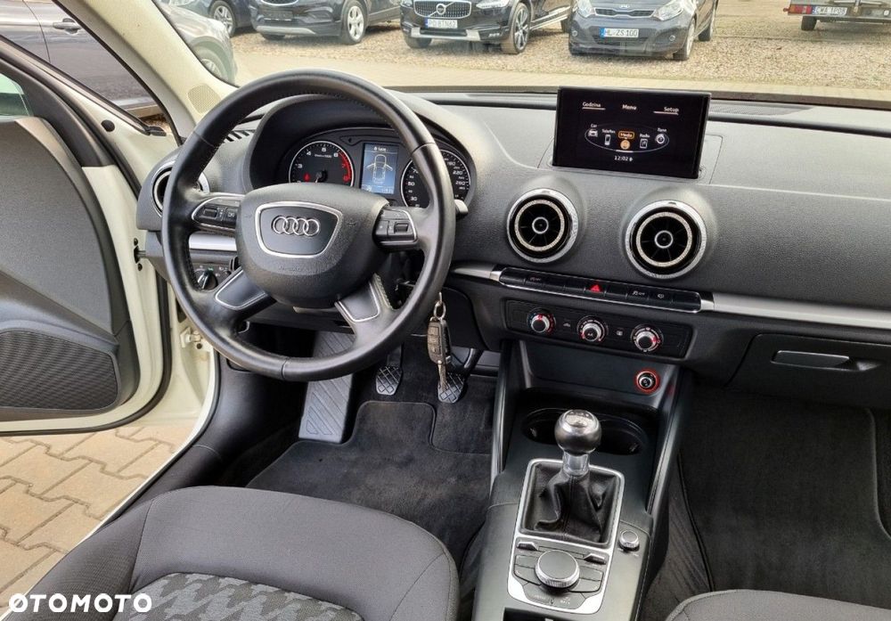 Audi A3 Sportback - 6