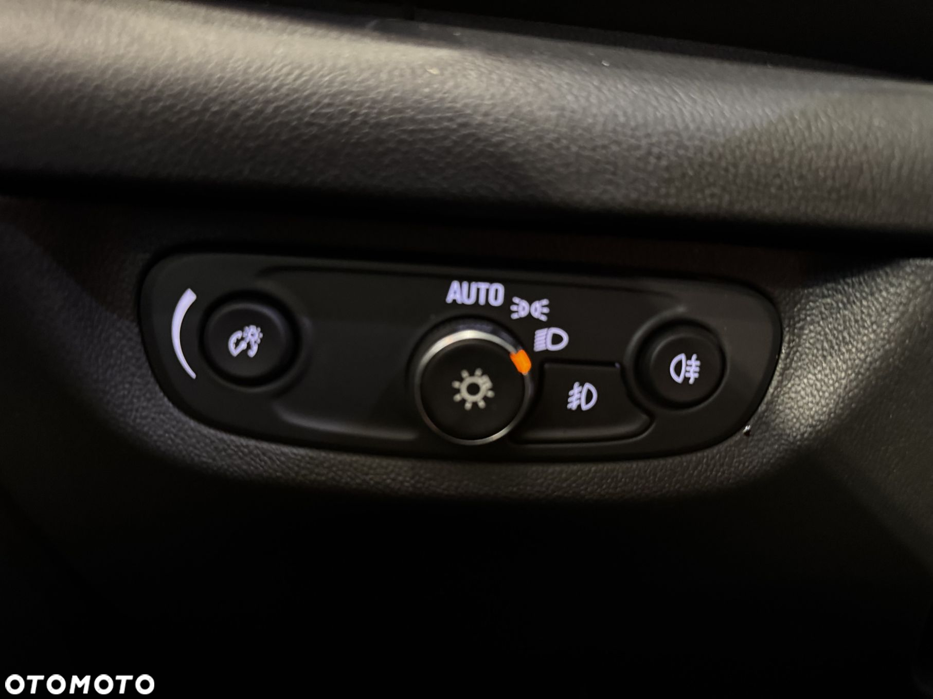 Opel Insignia - 24