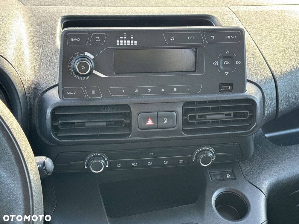 Toyota Proace City Verso 1.5 D-4D Combi - 23