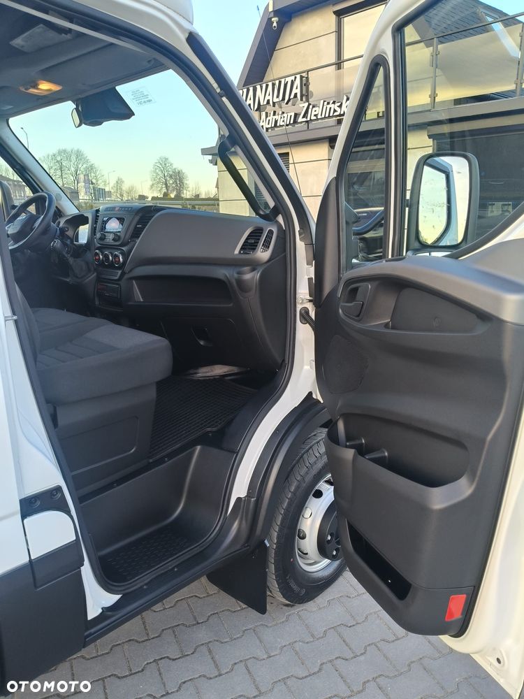 Iveco DAILY 70C18 / SKRZYNIA / FABRYCZNIE NOWE / NA PODUSZKACH / - 34