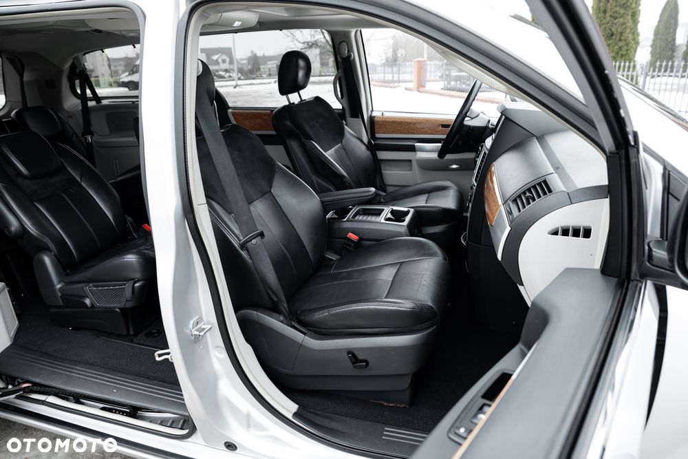 Chrysler Grand Voyager 2.8 CRD Limited - 25