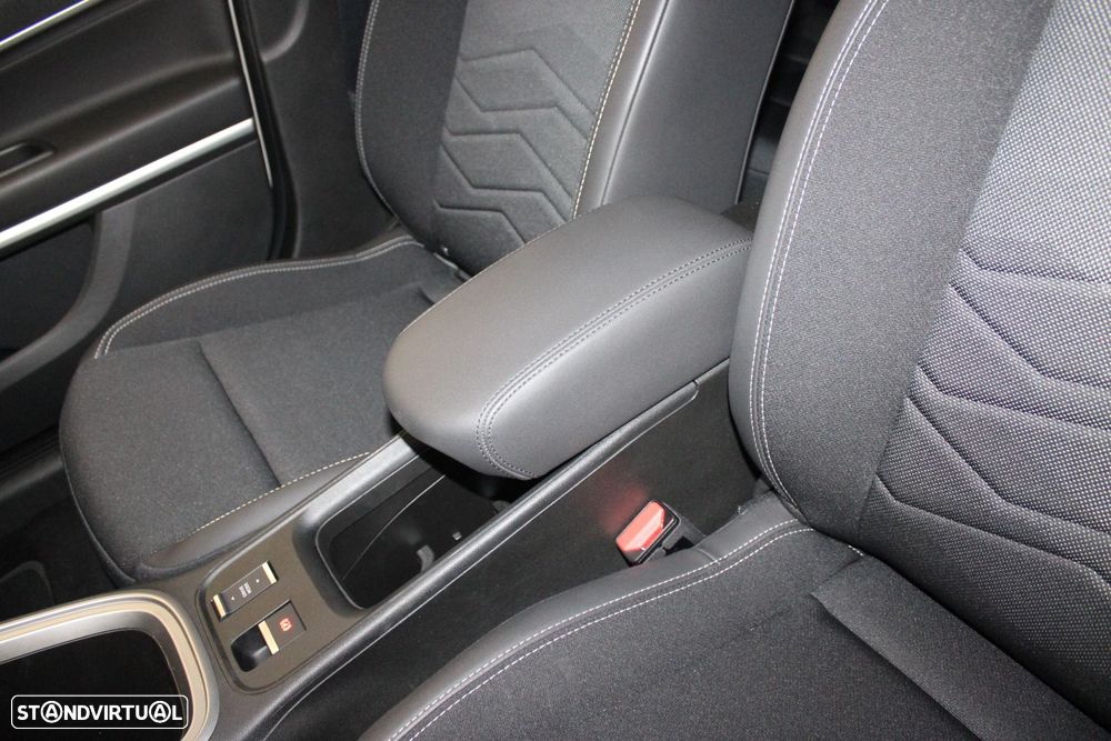 Jeep Avenger 54 kWh Summit - 29