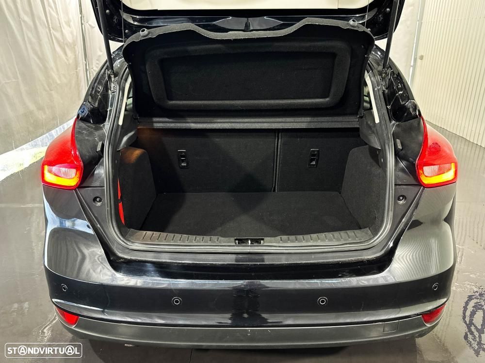 Ford Focus 1.5 TDCi Titanium - 54