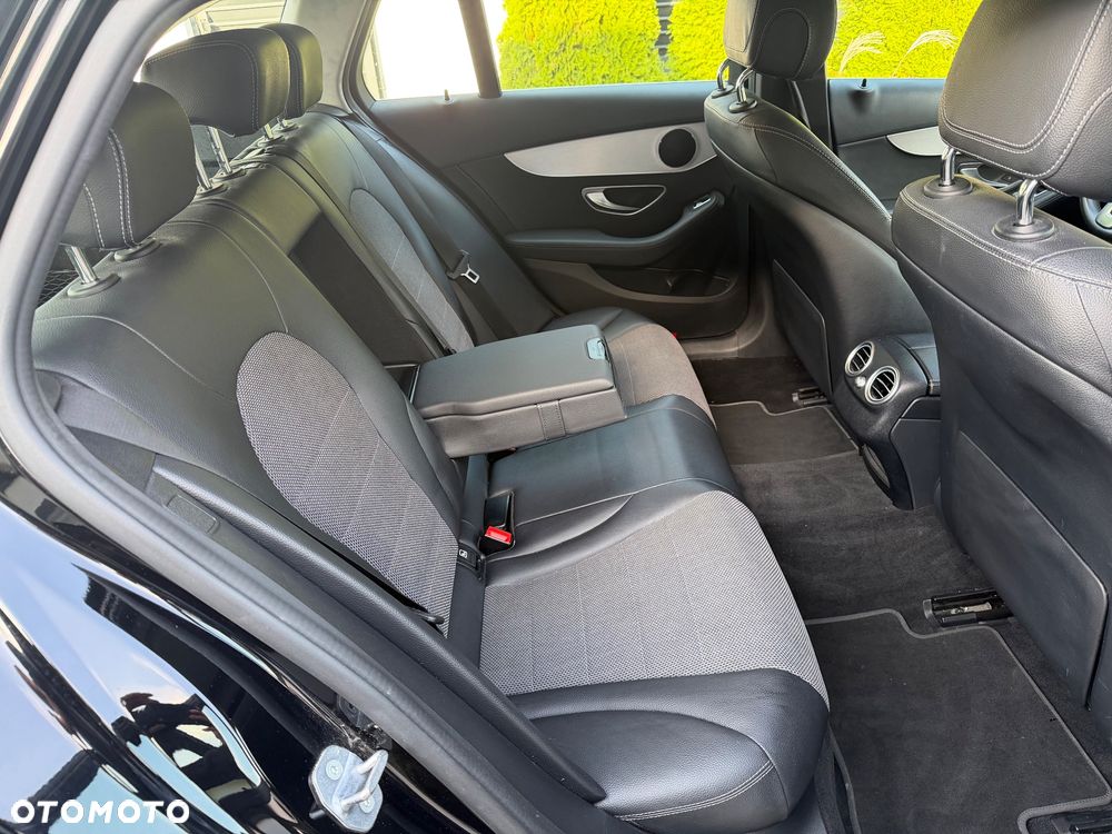 Mercedes-Benz Klasa C 220 d 9G-TRONIC Avantgarde - 16