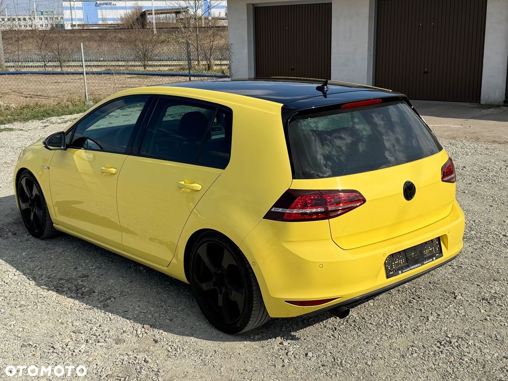 Volkswagen Golf 1.6 TDI DPF Style - 8