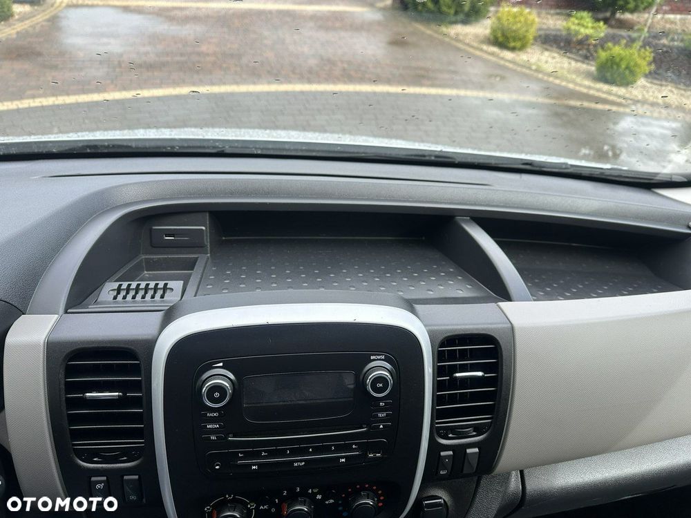 Renault Trafic - 29