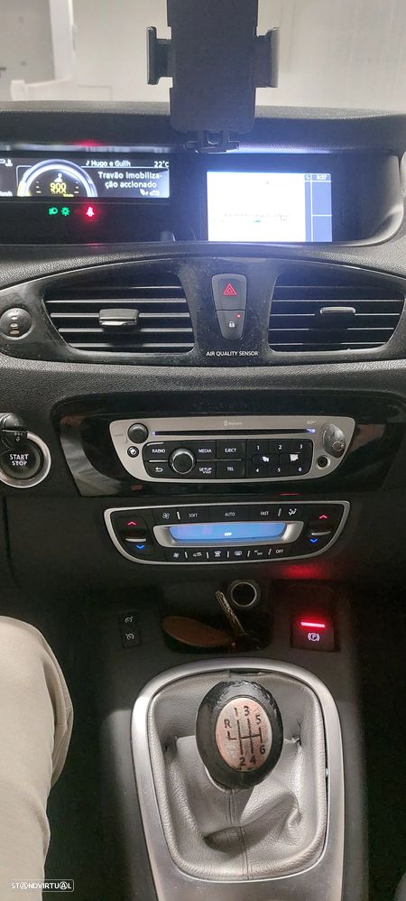 Renault Grand Scénic 2012 photo 4