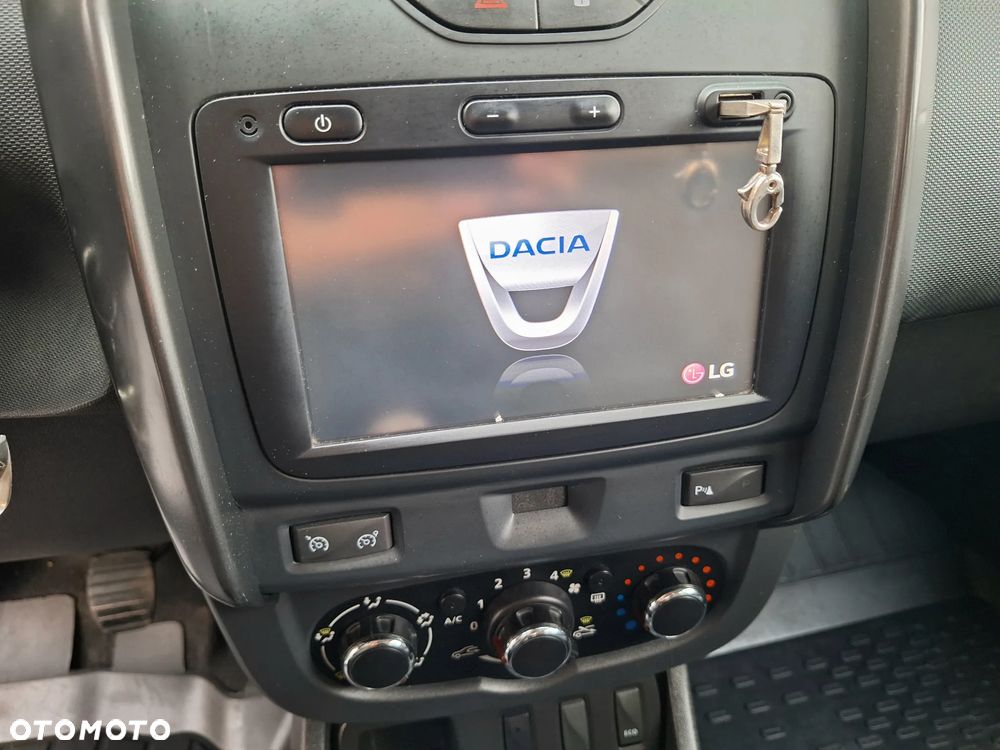 Dacia Duster 1.6 SCe Ambiance S&S - 26