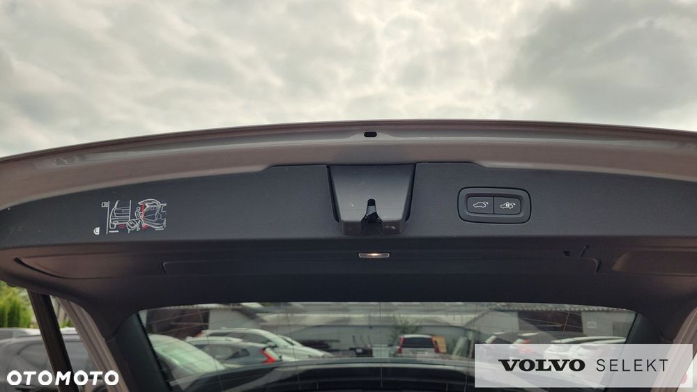 Volvo V60 Cross Country - 19