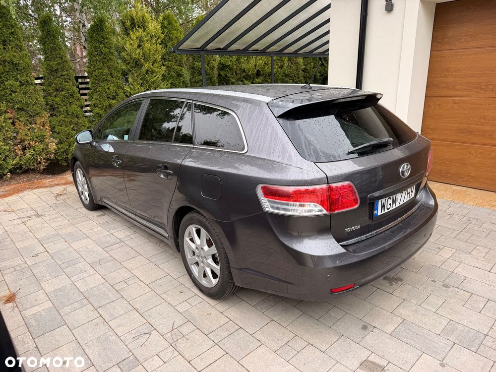 Toyota Avensis 2.0 Sol plus MS - 3