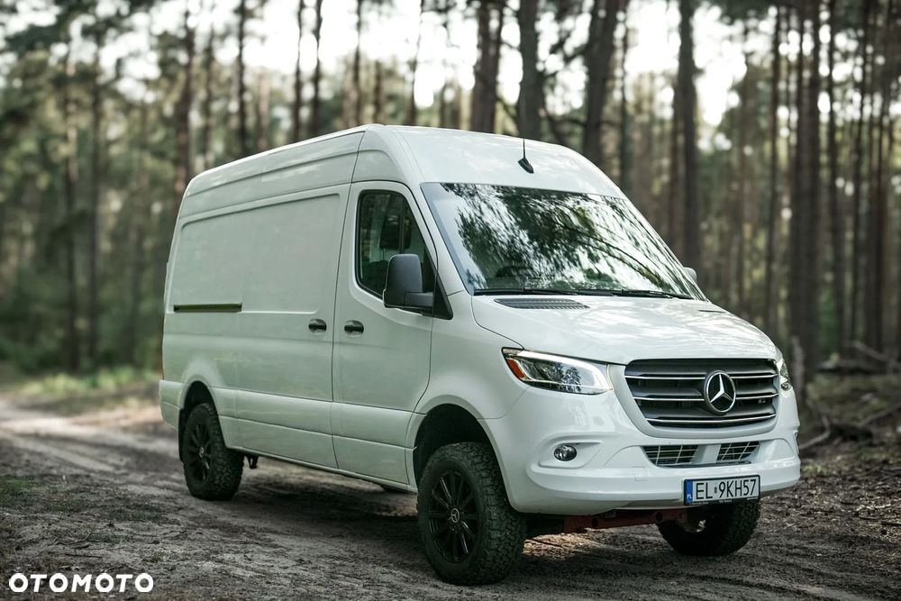 Mercedes-Benz Sprinter - 6