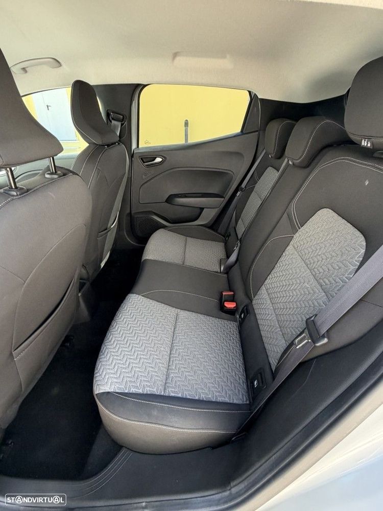 Renault Clio 1.0 TCe Evolution Bi-Fuel - 15