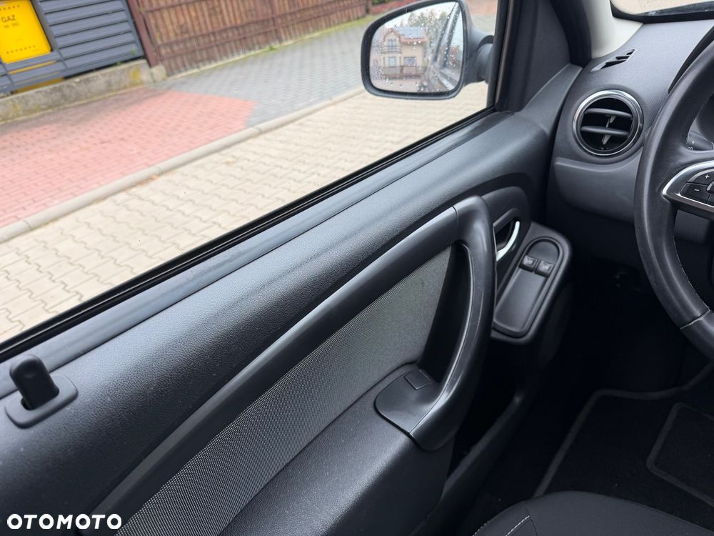 Dacia Duster SCe 115 2WD Comfort - 22