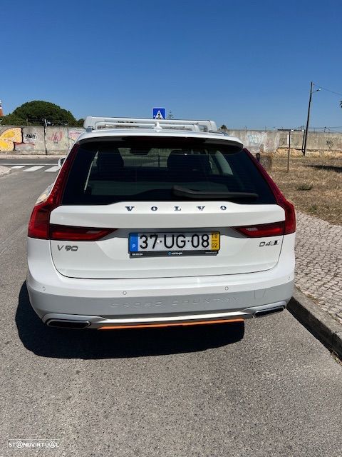 Volvo V90 Cross Country 2.0 D4 VOR AWD Geartronic - 10