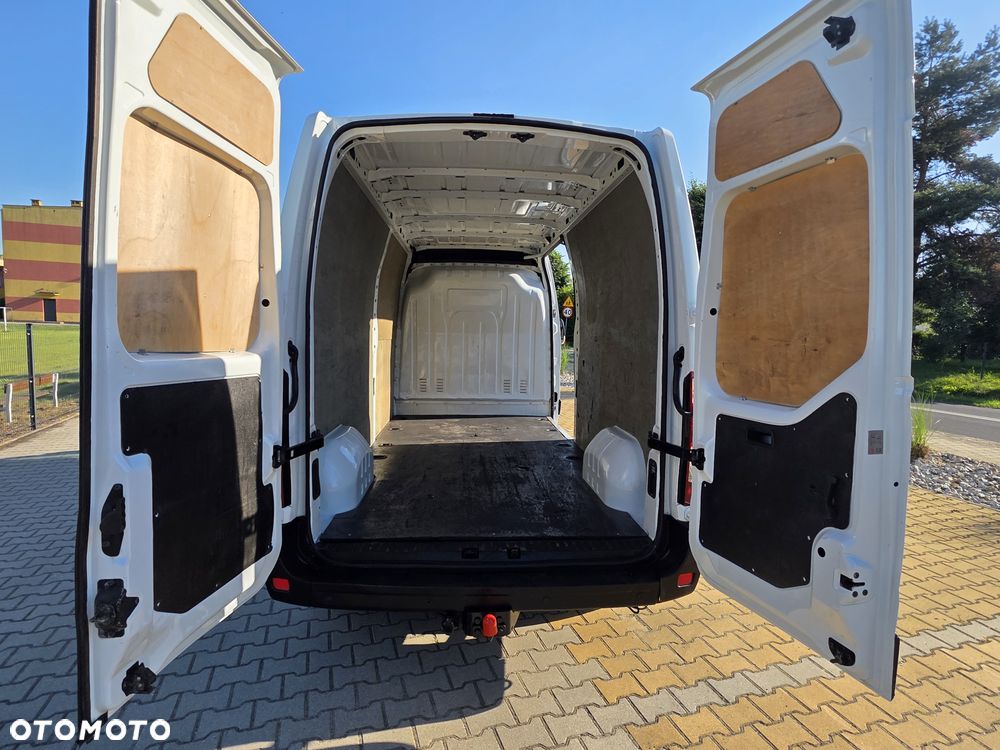 Renault Master - 10