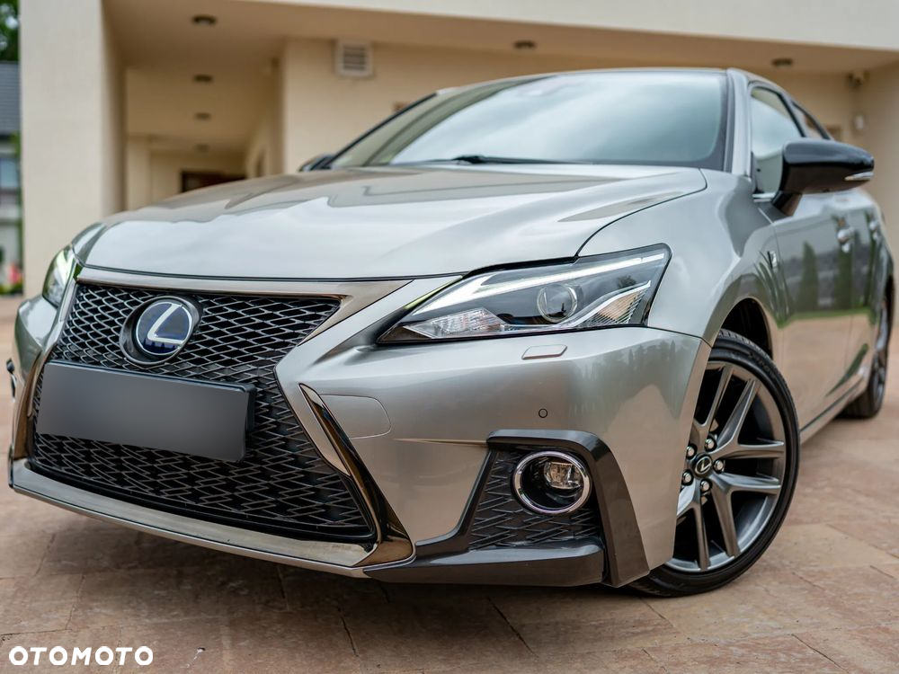 Lexus CT 200h F Sport Edition - 17