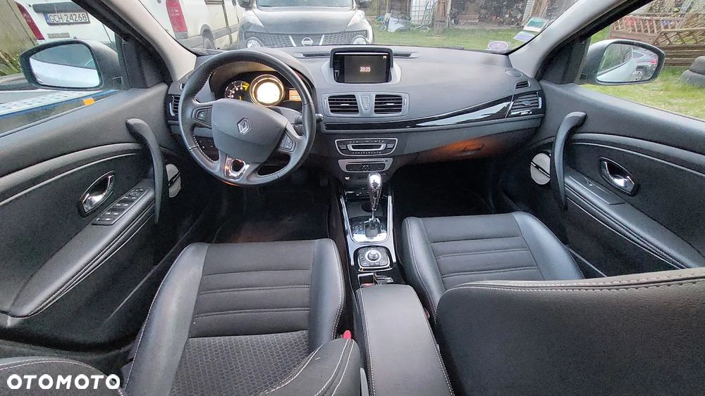 Renault Megane ENERGY TCe 130 EDC BOSE EDITION - 3