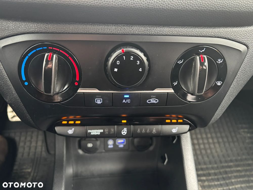 Hyundai i20 1.4 Comfort - 27