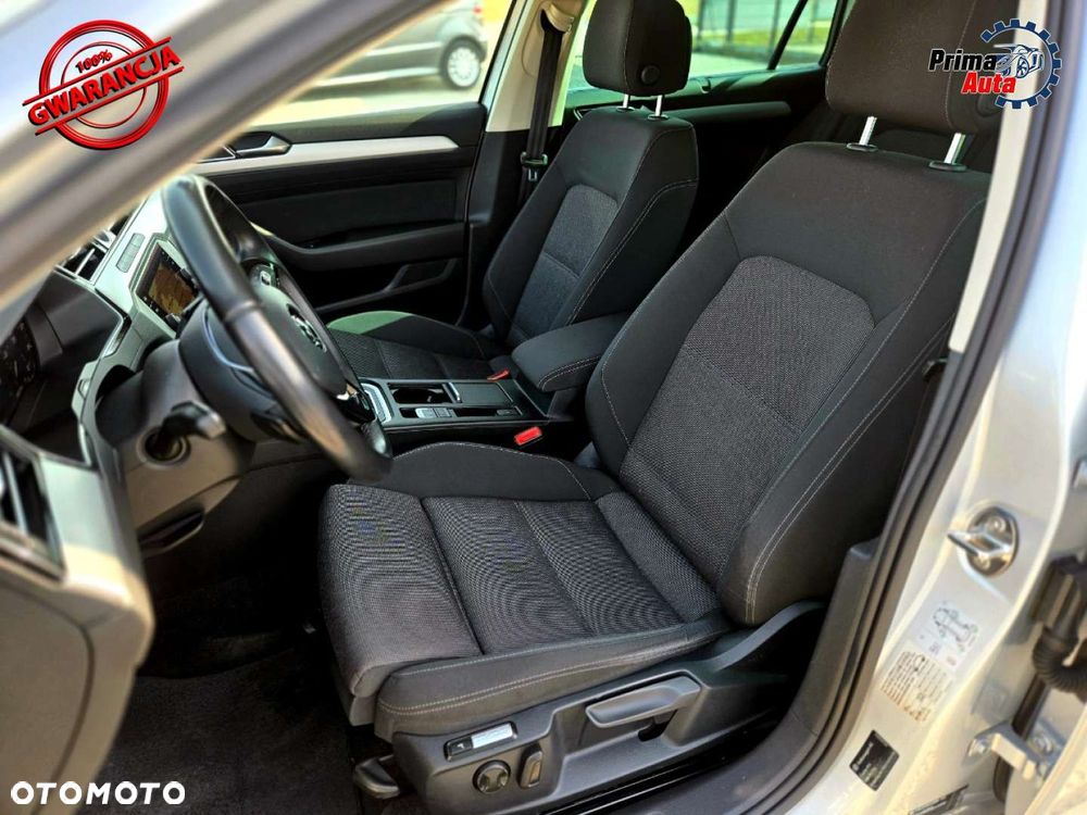 Volkswagen Passat - 24