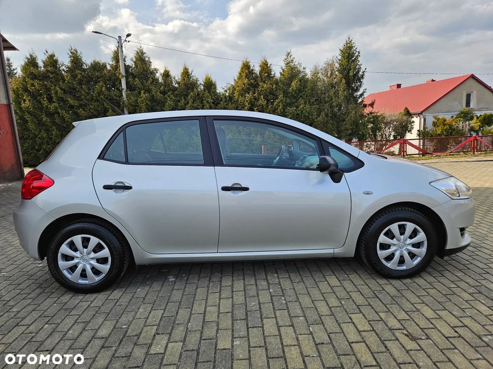 Toyota Auris 1.33 VVT-i Luna - 6