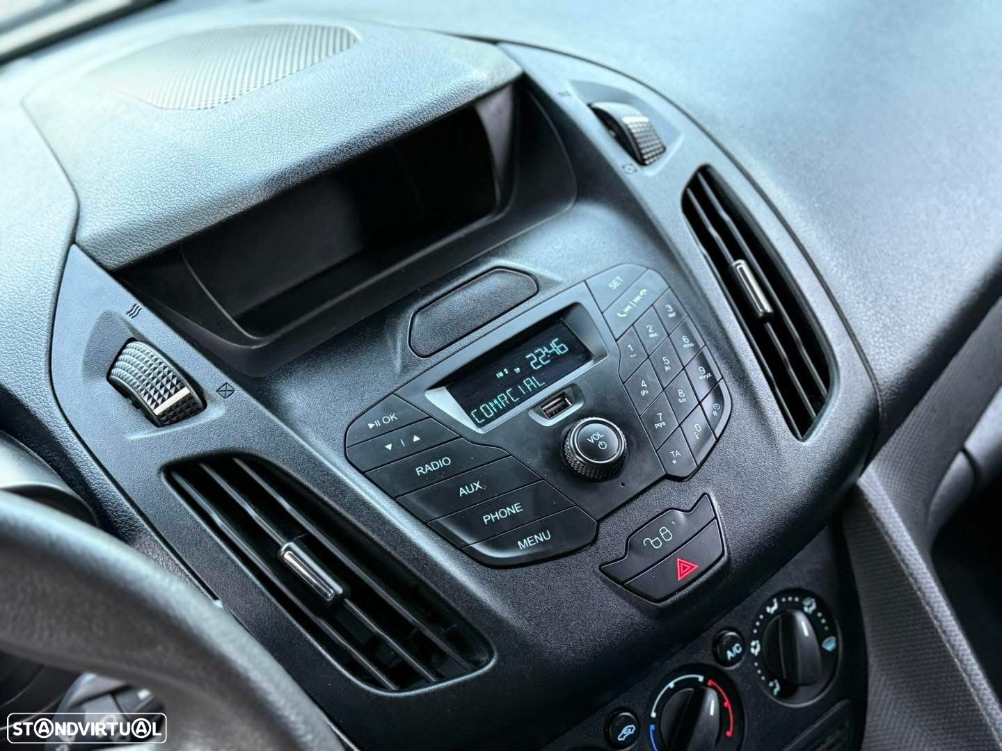 Ford Transit Connect Outro - 6