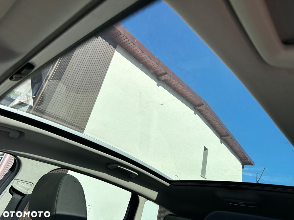 Ford Kuga - 9