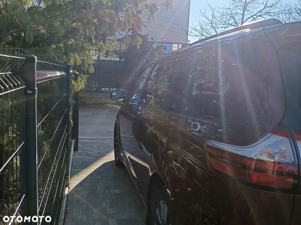 Toyota Sienna 3.5 V6 LE AWD - 8