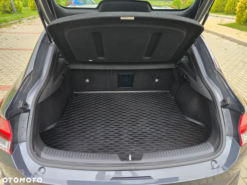 Hyundai i30 1.4 T-GDI Fastback Premium - 36