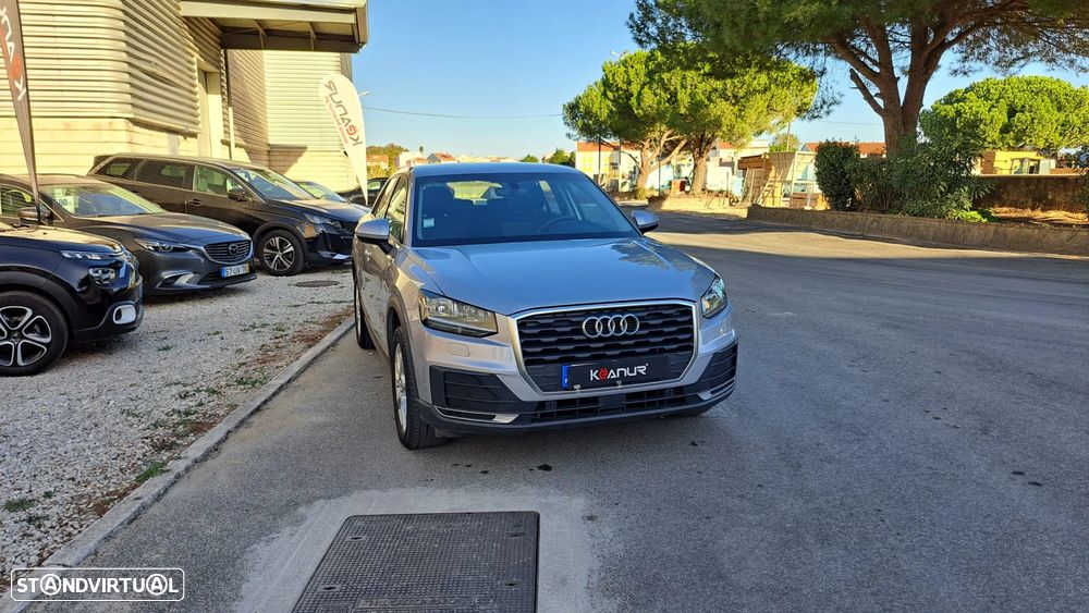 Audi Q2 1.6 TDI Design - 11
