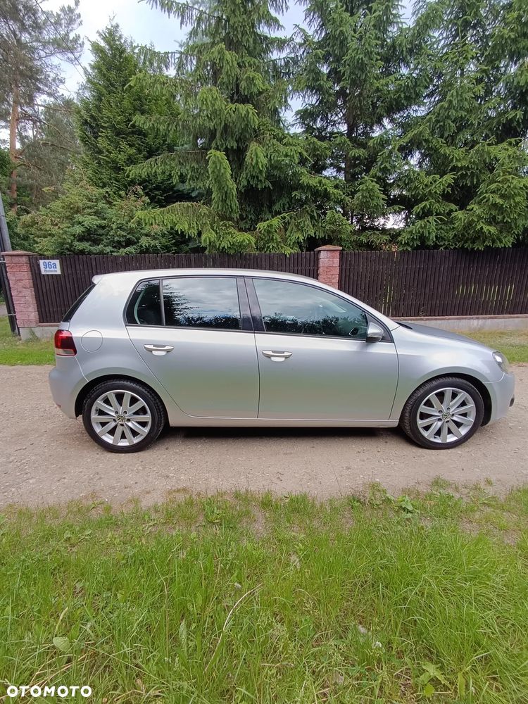 Volkswagen Golf - 8